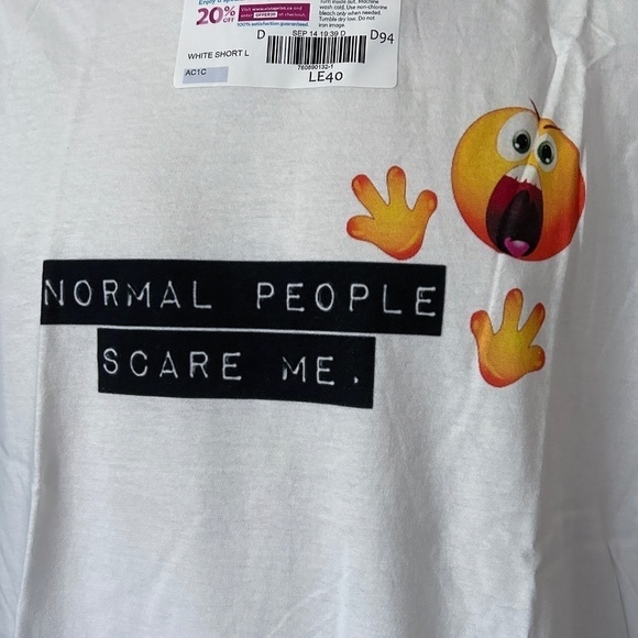 Normal People Scare Me Custom Graphic Tee Fruit of the Loom 100% Cotton NWT - Picture 6 of 10